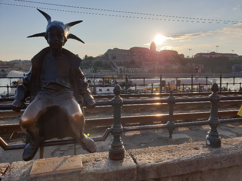 13 Little Princess Statue